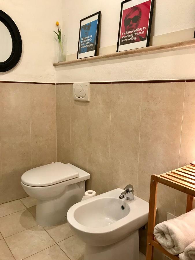 The Heart Of Cagliari, Cozy 2 Bedroom Apartment Bagian luar foto